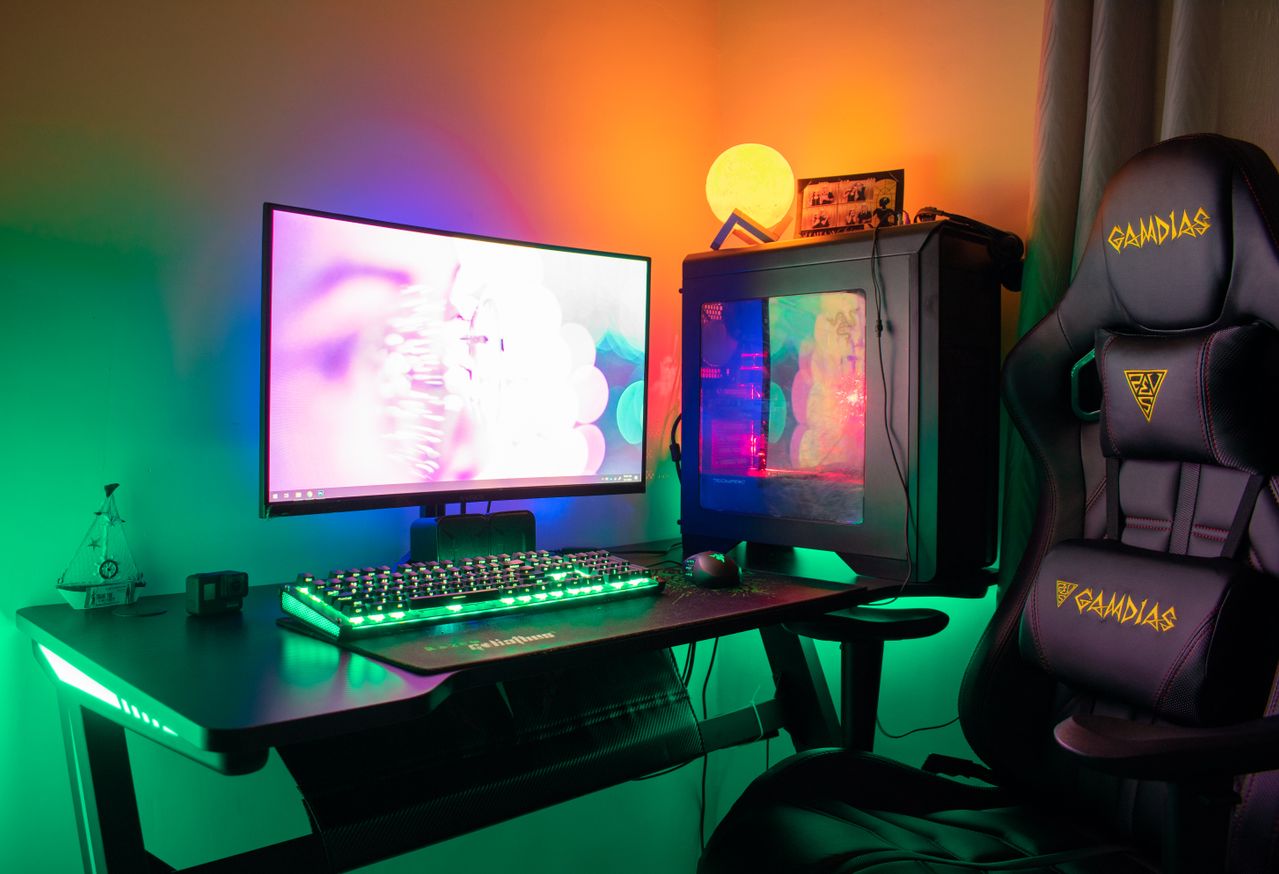 un bureau de gamer